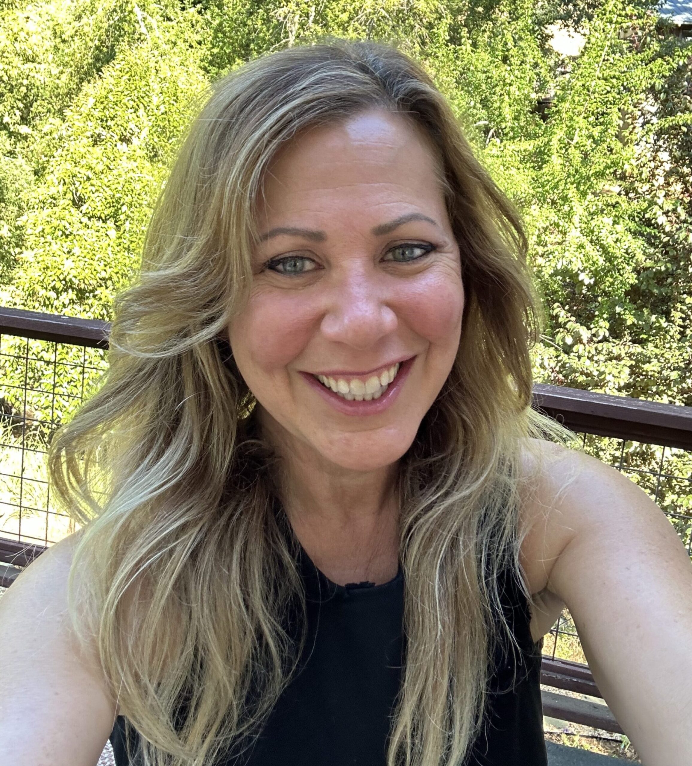 https://debriana.com/wp-content/uploads/2025/05/cropped-deb-long-hair-headshot-scaled-1.jpg